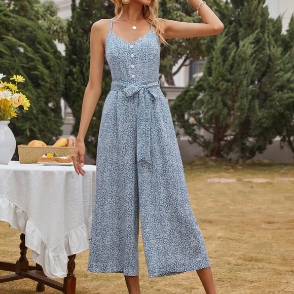 Baby blue SHEIN jumpsuit - Picture 3 of 3